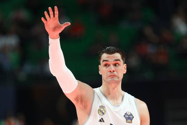 Valencia Basket v Real Madrid Euroleague Final Four Mario Hezonja of Real Madrid during the Euroleague match, Final Four Semifinal between Valencia Basket v Real Madrid played at ATHENS Telekom Center Athens Stadium on May 22nd 2026 in Athens Greece Athens Greece Basketball Copyright: xAgenciaxLOFx