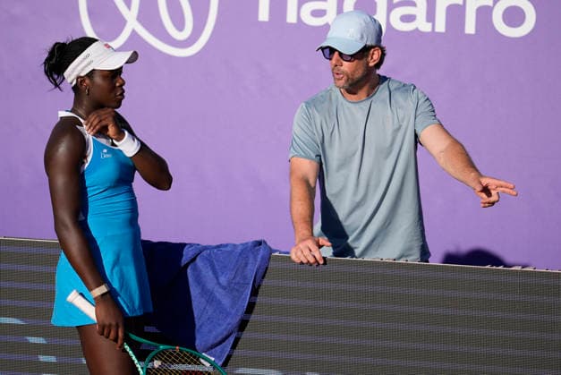 2026 WTA, Tennis Damen Strasbourg 500 - Semi Finals (Day 6) Mboko (CAN) V Cristain (ROU) (3rd Set) Victoria Mboko in action during the semifinal at the 2026 WTA Internationaux de Strasbourg Women s tennis tournament at the Tennis Club de Strasbourg in Strasbourg, France, on May 22, 2026. Strasbourg France  Copyright: xOwenxHammondx originalFilename:hammond-2026wtai260522_npPMA.jpg