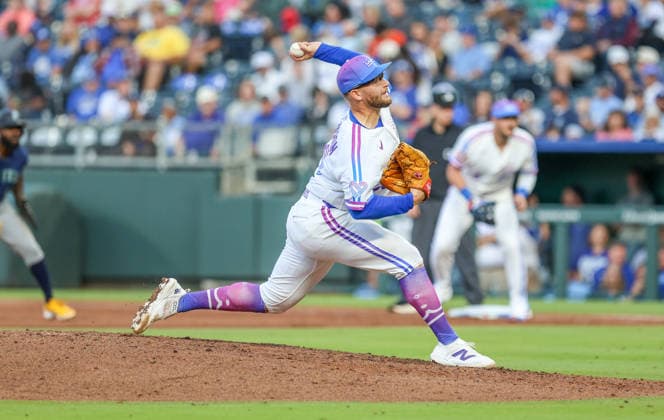 MAY 22, 2026: Kansas City Royals starting pitcher Noah Cameron (65) pitches in the 6th inning against the Seattle Mariners at Kauffman Stadium in Kansas City, MO. CSM Kansas City United States - ZUMAc04_ 20260522_zma_c04_074 Copyright: xRomanxPunox