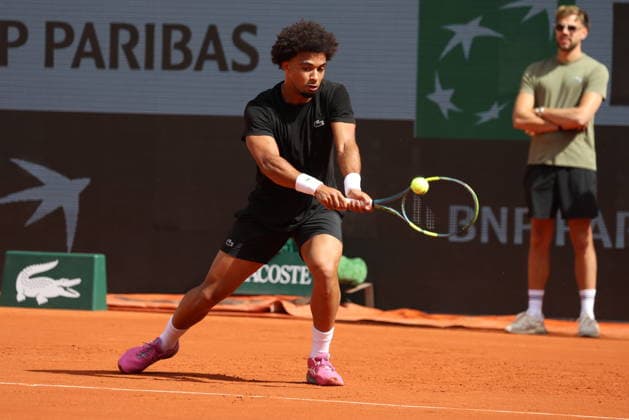 ROLAND GARROS 2026 Thierry Larret MAXPPP - PARIS (75) 23 05 2026 Thierry Larret Maxppp. Tennis. Roland Garros 2026. Internationaux de France de tennis. Stade Roland Garros, Paris (75). Le 23 mai 2024. JournÃ e Yannick NOAH. Entrainement Arthur FILS (FRA) sur le court Philippe Chatrier. Roland Garros 2026. French Open tennis tournament. Roland Garros Stadium, Paris (75) PARIS (75) STADE ROLAND GARROS PARIS ILE DE FRANCE FRANCE  Copyright: xMAXPPPxThierryxLarretx TLR202605234361 TLR202605234361