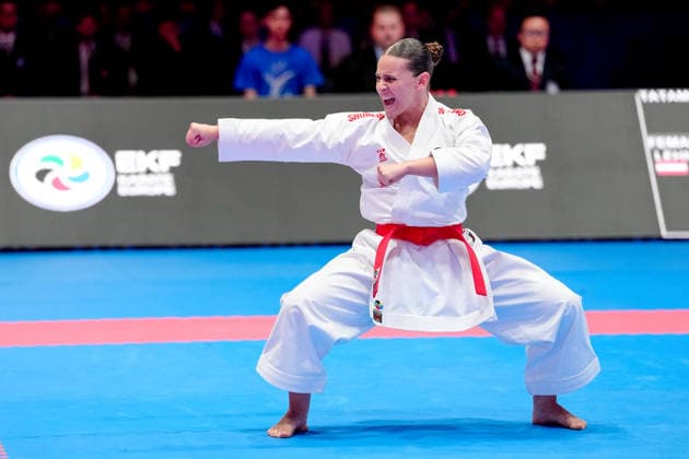 Deutschland: EKF Karate Europameisterschaft Seniors 2026 - Eissporthalle, Frankfurt: Lehner Tamara (AUT, Rot) während der Runde um die Bronze Medalie in der Kategorie Female Kata gegen Cruz Ana (POR, Blau) Frankfurt am Main Eissporthalle Frankfurt Hessen Deutschland Copyright: xKjetilxWaberx