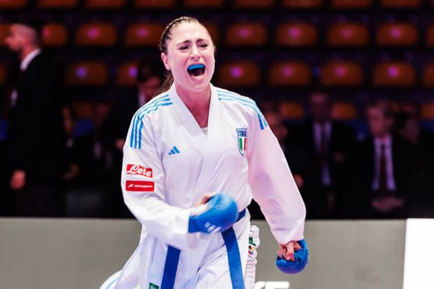 Clio Ferracuti (ITA, blau) gewinnt das Finale Frauen 68+; Jubel, 23.05.2026, Frankfurt am Main (Deutschland), 61. Karate-Europameisterschaften 2026 Frankfurt Main