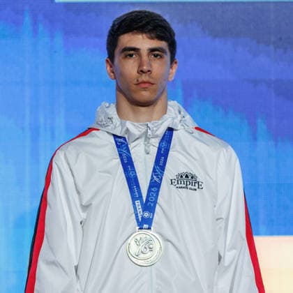 Siegerehrung Männer Kumite -75; Ernest Sharafutdinov (RUS); Drittplatzierter, Bronzemedaille, 23.05.2026, Frankfurt am Main (Deutschland), 61. Karate-Europameisterschaften 2026 Frankfurt Main
