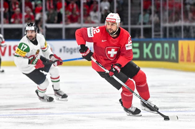ZURICH, SWITZERLAND - MAY 23: Nino Niederreiter of Switzerland in action during the 2026 IIHF Ice hockey, Eishockey World Championship, WM, Weltmeisterschaft Switzerland game between Switzerland and Hungary at Swiss Life Arena on May 23, 2026 in Zurich, Zurich. Zurich Swiss Life Arena Zurich Switzerland Copyright: xJustPictures.ch AndreaxBrancax jp-en-EuSpIm-JP7_ANB_Sui_Hung_23052026_2641
