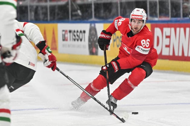 ZURICH, SWITZERLAND - MAY 23: Janis Moser of Switzerland in action during the 2026 IIHF Ice hockey, Eishockey World Championship, WM, Weltmeisterschaft Switzerland game between Switzerland and Hungary at Swiss Life Arena on May 23, 2026 in Zurich, Zurich. Zurich Swiss Life Arena Zurich Switzerland Copyright: xJustPictures.ch AndreaxBrancax jp-en-EuSpIm-JP7_ANB_Sui_Hung_23052026_2800