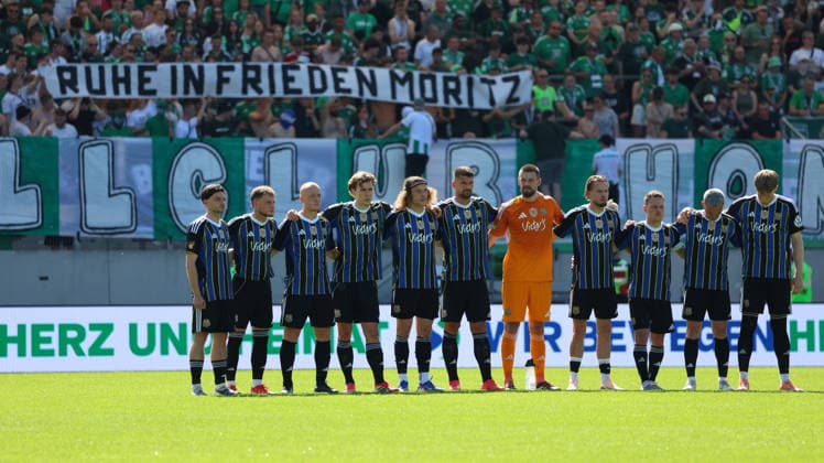 23.05.2026, xrekx, Fussball Landespokal Saarland Finale, 1.FC Saarbrücken - FC 08 Homburg v.l. Schweigeminute Ruhe in Frieden Moritz (DFL DFB REGULATIONS PROHIBIT ANY USE OF PHOTOGRAPHS as IMAGE SEQUENCES and or QUASI-VIDEO) Saarbrücken