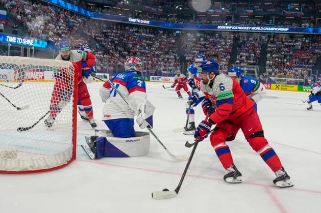 FRIBOURG, SWITZERLAND - MAY 23: Michal Kempny of Czechia R) in action against goalkeeper Samuel Hlavaj of Slovakia L) during the 2026 IIHF Ice hockey, Eishockey World Championship, WM, Weltmeisterschaft Switzerland game between Slovakia and Czechia at BCF Arena on May 23, 2026 in Fribourg, Fribourg. Fribourg BCF Arena Fribourg Switzerland Copyright: xJustPictures.ch JarixPestelaccix jp-en-EuSpIm-JP6_JAR_Slovakia_Cyechia_23May2026_00016