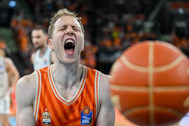 Sport Bilder des Tages GER, BBL, Playoffs, ratiopharm Ulm vs BMA365 Bamberg Baskets 23.05.2026, ratiopharm arena, Neu-Ulm, GER, BBL, Playoffs, ratiopharm Ulm vs BMA365 Bamberg Baskets, im Bild Christian Sengfelder (Ulm, 43)