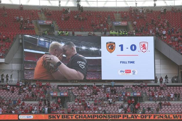 Full time on the IBS as Hull City celebtre Hull City v Middlesbrough, EFL Sky Bet Championship, Play-Off Final, Football, Wembley Stadium, London, UK - 23 May 2026London Wembley Stadium United Kingdom EDITORIAL USE ONLY No use with unauthorised audio, video, data, fixture lists, club league logos or live services. Online in-match use limited to 120 images, no video emulation. No use in betting, games or single club league player publications.  Copyright: xAndrewxFosker Shutterstockx 16887370df
