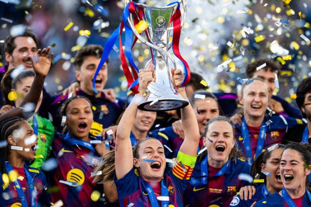 Sport Bilder des Tages 260523 Alexia Putellas of Barcelona celebrates with the trophy after the UEFA Women s Champions League final football match between Barcelona and Lyon on May 23, 2026 in Oslo. Photo: Vegard Grott BILDBYRAN kod VG VG0925 bbeng football fotball fotboll soccer champions league finale final final 2026 mesterligaen dam fcb barcelona lyon ol lyonnes jubel Copyright: VEGARDxGRoTT BB260523VG067