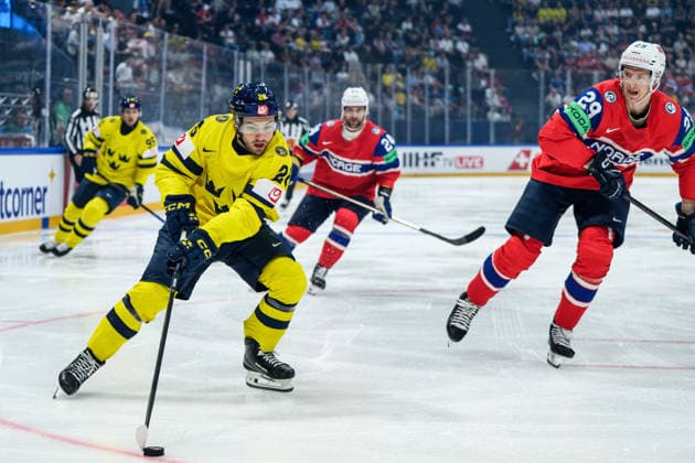260523 Erik Brännström of Sweden during the 2026 IIHF Ice hockey, Eishockey World Championship, WM, Weltmeisterschaft match between Norway and Sweden on May 23, 2026 in Fribourg. Photo: Jesper Zerman BILDBYRAN kod JZ JZ0727 ishockey ice hockey ishockey-vm 2026 vm 2026 iihf world championship norge norway sverige sweden bbeng Copyright: JESPERxZERMAN BB260523JZ022