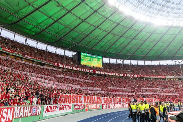 GER, DFB-Pokalfinale, Training und Pressekonferenz, FC Bayern München - VfB Stuttgart. 23.05.2026, Olympiastadion, Olympiastadion, GER, DFB-Pokalfinale, Training und Pressekonferenz, FC Bayern München - VfB Stuttgart. Banneraktion der Fans vom FC Bayern München Â