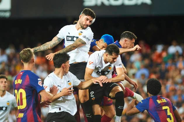 Sport Bilder des Tages Unai Nunez (Valencia CF) during the LaLiga EA Sports match between Valencia CF and FC Barcelona, Barca at Estadio de Mestalla on May 23, 2026 in Valencia, Spain. (Photo by Maria Jose Segovia DeFodi Images) -