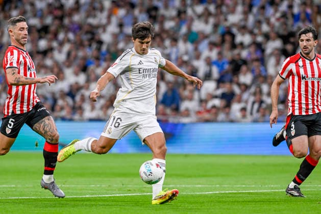 May 23, 2026, Madrid, Madrid, Spain: GONZALO GARCIA of Real Madrid CF shoots for goal during the match corresponding to the thirty-eight round of the 2025 26 First Division National League Championship between REAL MADRID C.F. Vs ATHLETIC CLUB, played at the Bernabeu Stadium on May 23, 2026, in Madrid, Spain. Madrid Spain - ZUMAc312 20260523_zsp_c312_052 Copyright: xOscarxManuelxSanchezx