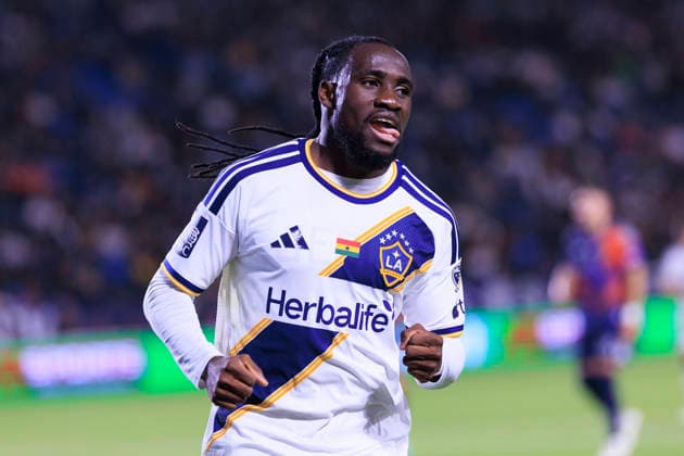 May 23, 2026, Carson, California, USA: Joseph Paintsil 28 of the LA Galaxy during their regular season MLS, Fussball Herren, USA game against the Houston Dynamo FC on Saturday May 23, 2026 at the Dignity Health Sports Park Stadium in Carson, California. Galaxy tie with Dynamo, 1-1. ARIANA RUIZ PI Carson USA - ZUMAp124 20260523_zaa_p124_024 Copyright: xArianaxRuizx