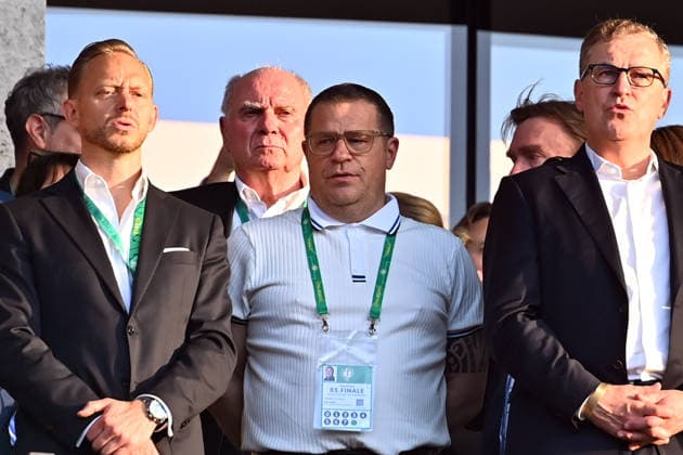 v.li:Rouven KASPER (Marketing Vorstand FCB), Uli HOENESS (Höness,Ehrenpraesident Bayern Muenchen), Max EBERL (Sportvorstand FC Bayern Muenchen),Jan Christian DREESEN (Vorstandsvorsitzender FCB). Ehrentribuene. Fussball 83. DFB Pokal Finale 2026 FC Bayern Muenchen - VfB Stuttgart 3-0 am 23.05.2026, Olympiastadion in Berlin. DFL DFB regulations prohibit any use of photographs as image sequences and or quasi-video