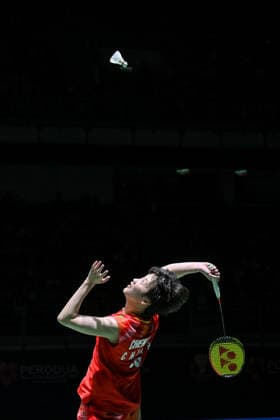 (260524) -- KUALA LUMPUR, May 24, 2026 -- Zhang Yufei hits a return during the women s singles final match between Chen Yufei of China and Ratchanok Intanon of Thailand at 2026 Malaysia Masters badminton tournament in Kuala Lumpur, Malaysia, May 24, 2026. (Photo by Xinhua) (SP)MALAYSIA-KUALA LUMPUR-BADMINTON-MALAYSIA MASTERS-WOMEN S SINGLES ChongxVoonxChung 