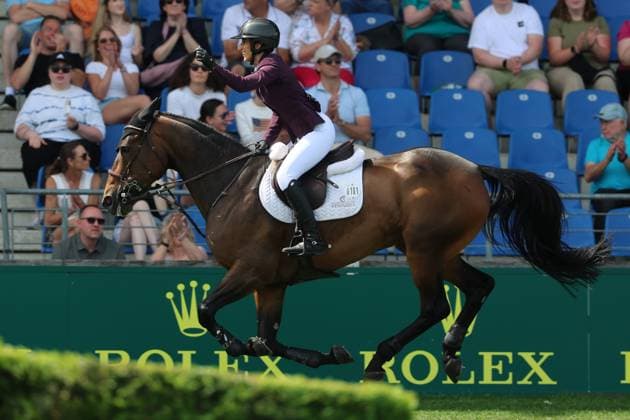 Janika Sprunger (SUI) mit Pferd Victory Music Z, Jubel, Jubelfaust, Siegerfaust, Emotion, 1. Platz, Siegerin, S9 - Preis des Handwerks, Youngster-Tour Finale, CSIYH1* - Springprüfung mit Stechen für junge Pferde , Weltfest des Pferdesports, World Equestrian Festival, TSCHIO Aachen 2026, TSCHIO statt CHIO 2026, Aachener Soers, 22. bis 24. Mai 2026, Reitsport, 24.05.2026, Aachen Aachener Soers Deutschland