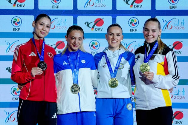 Deutschland: EKF Karate Europameisterschaft Seniors 2026 - Eissporthalle, Frankfurt: Kategorie Kumite Female -55kg Goldmedaille geht an Sadigova Madina (AZE) die Silbermedaille an Im Zumra Rezzan (TUR) und die Bronzemedaillen an Sipovic Nejra (BHI) und Bitsch Mia (GER) Frankfurt am Main Eissporthalle Frankfurt Hessen Deutschland Copyright: xKjetilxWaberx