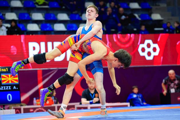 Ringen, U15 EM in Samokov U15 Wrestling European Championships 62kg FS - Abdul Aziz Azizi (MKD) df. Tibor Nagy (ROU)