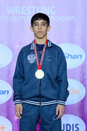 Ringen, U15 EM in Samokov U15 Wrestling European Championships Podium 48kg FS - Gold: Umar Ikhlazov (RUS)