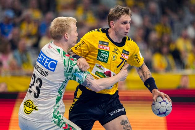 Sport Bilder des Tages v.li.: Magnus Saugstrup (SCM, 23), Edwin Aspenbäck (RNL, 78), Zweikampf, Spielszene, Duell, duel, tackle, tackling, Dynamik, Action, Aktion, 24.05.2026, Mannheim (Deutschland), Handball, Bundesliga, Rhein-Neckar Löwen - SC Magdeburg