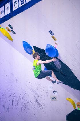 24.05.2026: Klettern - Bouldern: World Climbing Series Bern 2026 - Halbfinale Herren Slav Kirov (BUL) Bern Bern Expo Schweiz