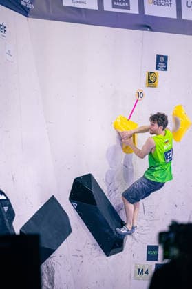 24.05.2026: Klettern - Bouldern: World Climbing Series Bern 2026 - Halbfinale Herren Slav Kirov (BUL) Bern Bern Expo Schweiz