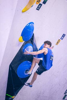 24.05.2026: Klettern - Bouldern: World Climbing Series Bern 2026 - Halbfinale Herren Mejdi Schalck (FRA) Bern Bern Expo Schweiz
