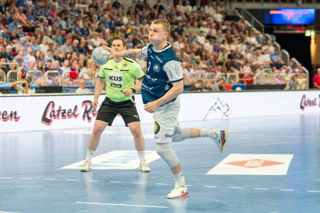 Noah Beyer (Bergischer HC 06, 02) beim Siebenmeter. Bergischer HC vs. THW KIel, Handball, DAIKIN HBL, 32. Spieltag, Saison 2025 2026, 24.05.2026 Bergischer HC vs. THW Kiel, Handball, DAIKIN HBL, 32. Spieltag, Saison 2025 2026, 24.05.2026 Duesseldorf Copyright: xEibner-Pressefoto ThomasxHaeslerx EP_THR
