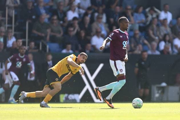 Jaidon Anthony of Burnley Burnley v Wolverhampton Wanderers, Premier League, Football, Turf Moor, Burnley, UK - 24 May 2026Burnley Turf Moor United Kingdom EDITORIAL USE ONLY No use with unauthorised audio, video, data, fixture lists, club league logos or live services. Online in-match use limited to 120 images, no video emulation. No use in betting, games or single club league player publications. Copyright: xPhilxOldham Shutterstockx 16889832l