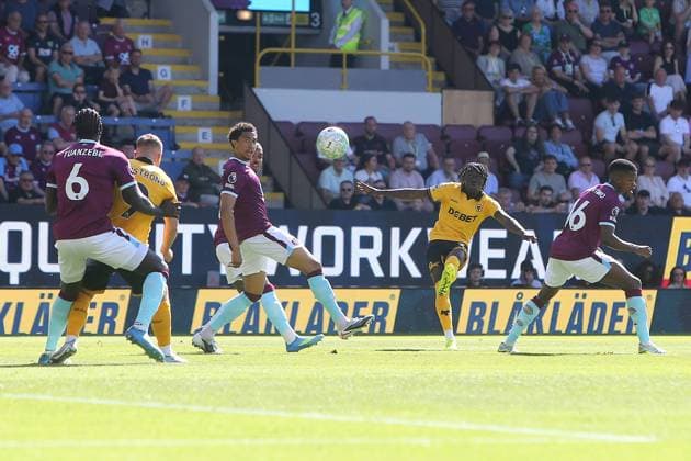 Mateus Mane of Wolves fires in a shot and hits the post Burnley v Wolverhampton Wanderers, Premier League, Football, Turf Moor, Burnley, UK - 24 May 2026Burnley Turf Moor United Kingdom EDITORIAL USE ONLY No use with unauthorised audio, video, data, fixture lists, club league logos or live services. Online in-match use limited to 120 images, no video emulation. No use in betting, games or single club league player publications. Copyright: xPhilxOldham Shutterstockx 16889832n