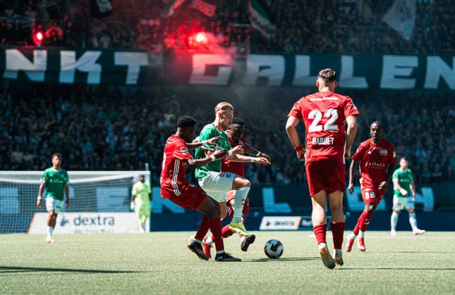 BERN, SWITZERLAND - MAI 24 : Lukas Daschner of FC St.Gallen and Keasse Paul Henri Bah of Stade Lausanne-Ouchy in action during the final Switzerland Cup match between FC Stade Lausanne-Ouchy v FC St-Gallen at Stadion Wankdorf Bern on Mai 24th, 2026 in Bern, Switzerland (Photo by Lara Tissières Press Photo) Copyright: xLaraxTissièresx xSPPx Sportspressphoto_153952