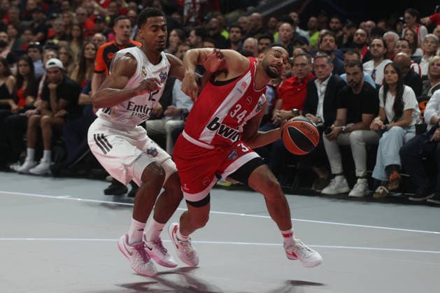 Olympiacos Piraeus v Real Madrid - EuroLeague Final ATHENS, GREECE - MAY 24: Cory Joseph (34) of Olympiacos Piraeus in action during the men s EuroLeague final basketball match between Olympiacos Piraeus and Real Madrid at the Telekom Center in Athens, Greece, on May 24, 2026. Ayhan Mehmet Anadolu Athens Greece. Editorial use only. Please get in touch for any other usage.  Copyright: x2026xAnadoluxAyhanxMehmetx