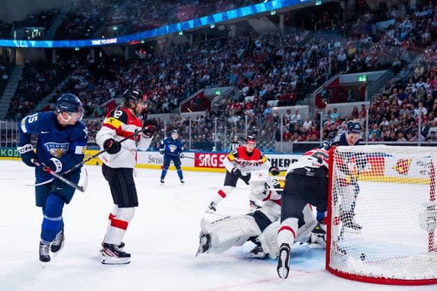 ZURICH, SWITZERLAND - MAY 24: Jesse Puljujaervi (Finland, 13) scoring the 3:0 goal during the Preliminary Round - Group A Match 45 between Finland and Austria at the IIHF Ice hockey, Eishockey World Championship, WM, Weltmeisterschaft 2026, Swiss Life Arena on May 24, 2026 in Zurich, Switzerland. Zurich Switzerland Copyright: xTimoxSteinx