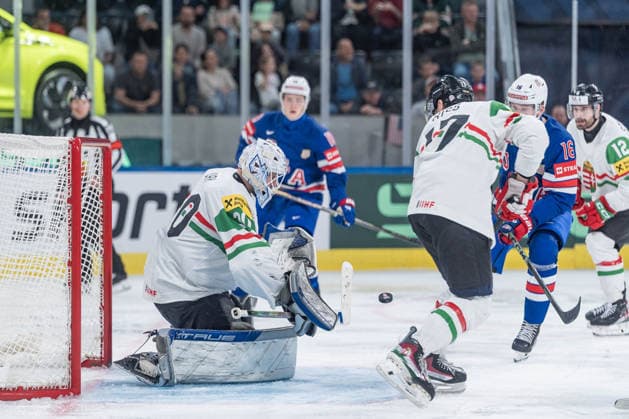 25 05 2026, Zurich, Swiss Life Arena, Ice hockey, Eishockey World Championships: USA - Hungary, 30 goalkeeper Adam Vay (Hungary) Zurich Swiss Life Arena Zurich Switzerland Copyright: xJustPictures.ch StefanxEmchx jp-de-StEm-DSC0136320260525