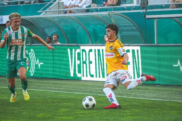 Fussball Österreich, Admiral Bundesliga Europacup-Playoff Finale ECL 2025 2026, SK Rapid Wien vs. SV Oberbank Ried - Allianz Stadion (Weststadion, Wien Hütteldorf): Jussef Nasrawe (SV Oberbank Ried) Copyright: xLukasxBierederx