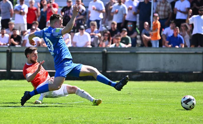 25.05.2026 - Fussball - Saison 2025 2026 - Relegation Oberliga Bayern Bayernliga Landesliga : FSV Stadeln - FC Eintracht Münchberg - - xwoxzix - Leon Rukiqi (27, FSV Stadeln ) Moritz Richter (20, FC Eintracht Münchberg )