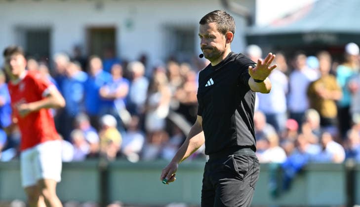 25.05.2026 - Fussball - Saison 2025 2026 - Relegation Oberliga Bayern Bayernliga Landesliga : FSV Stadeln - FC Eintracht Münchberg - - xwoxzix - Manuel Steigerwald (Schiedsrichter)