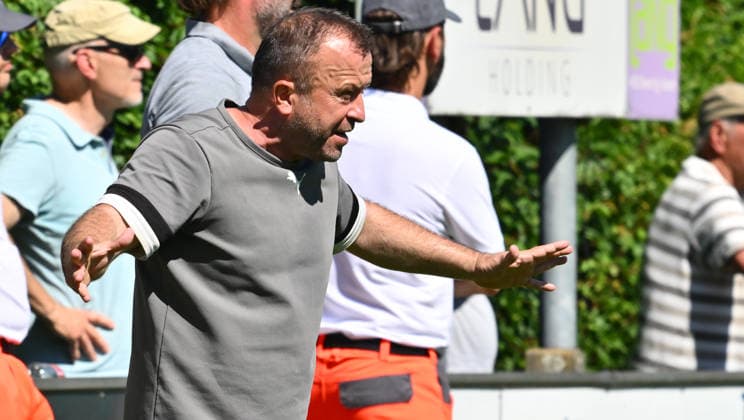 25.05.2026 - Fussball - Saison 2025 2026 - Relegation Oberliga Bayern Bayernliga Landesliga : FSV Stadeln - FC Eintracht Münchberg - - xwoxzix - Manfred Dedaj (Trainer, FSV Stadeln )