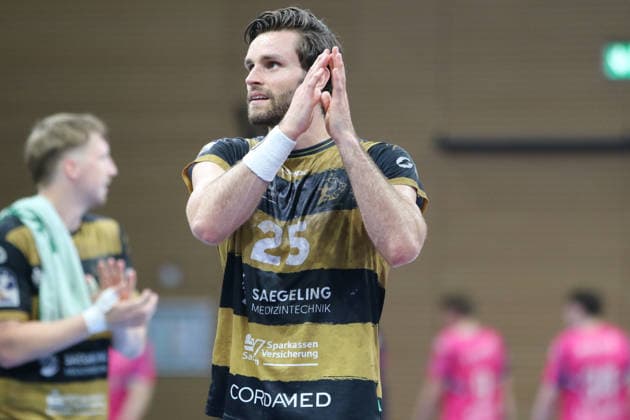 25.05.2026 Handball Herren 2025 2026 2. Handball-Bundesliga 32. Spieltag HC Elbflorenz 2006 - TSV Bayer Dormagen BallsportArena Dresden Sebastian Greß (Dresden, 25, schwarzgold) nach dem Spiel. Dresden Sachsen Deutschland