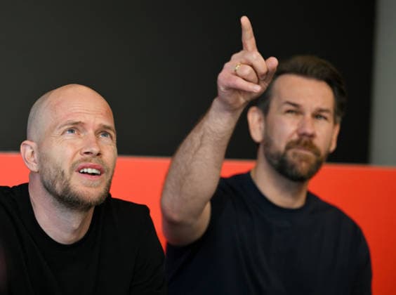 26.05.2026, xophax, Fussball 1.Bundesliga, 1.FC Koeln , 1.FC Köln , Medienrunde nach Saisonschluss. Trainer Rene Wagner und Geschäftsführer Thomas Kessler , rechts Koeln