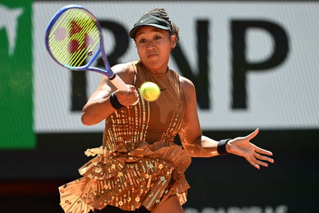 2026 French Open (Roland-Garros) - Day 3 PARIS, FRANCE - MAY 26: Naomi Osaka of Japan in action against Laura Siegemund (not seen) of Germany during a first-round women s singles match on the third day of the French Open (Roland Garros) in Paris, France, on May 26, 2026. Burak Akbulut Anadolu Paris France. Editorial use only. Please get in touch for any other usage.  Copyright: x2026xAnadoluxBurakxAkbulutx