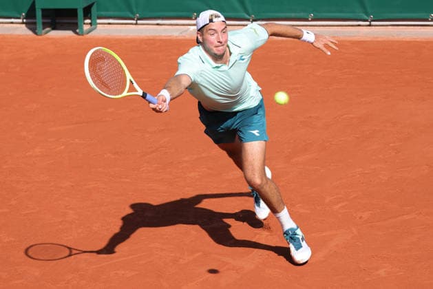 Jan-Lennard Struff, GER, during first round of 2026 French Open at Roland Garros, Paris, 26 05 2026; -