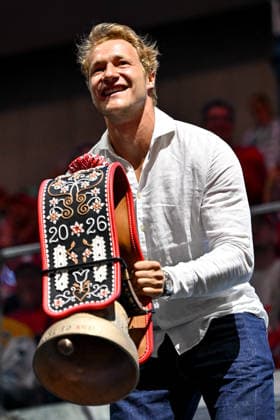 ZURICH, SWITZERLAND - MAY 26: Skier Marco Odermatt during the pre-game ceremony during the 2026 IIHF Ice hockey, Eishockey World Championship, WM, Weltmeisterschaft Switzerland game between Switzerland and Finland at Swiss Life Arena on May 26, 2026 in Zurich, Zurich. Zurich Swiss Life Arena Zurich Switzerland Copyright: xJustPictures.ch AndreaxBrancax jp-en-EuSpIm-JP7_ANB_SuiFin_26052026_7280