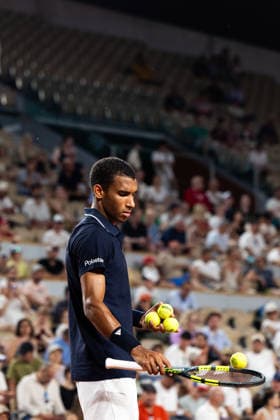 PARIS, FRANCE - MAY 26: Felix Auger-Aliassime of Canada is seen in action in his first round match against Daniel Altmaier of Germany during Day Three of the 2026 French Open at Roland Garros on May 26, 2026 in Paris, France. (Photo by Pauline FIGUET SPP) Copyright: xPaulinexFIGUETx xSPPx Sportspressphoto_SPR155046