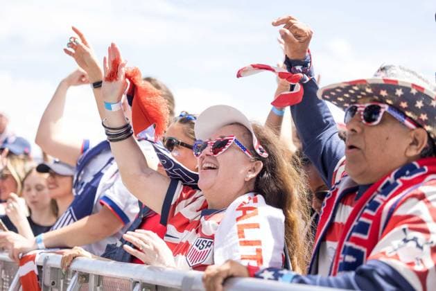 RECORD DATE NOT STATED U.S. Men™s national team, Nationalteam World Cup Roster Reveal Fans of the United States national team, during an event to announce the squad for the 2026 World Cup at Pier 17 in New York, United States, on Tuesday, May 26.(Foto: William Volcov Brazil Photo Press IMAGO) Sports NEW YORK NY United States Copyright: xWILLIAMxVOLCOVx
