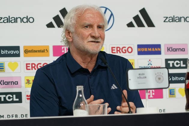 Sportdirektor Rudi Völler (Deutschland Germany) bei der Eröffnungspressekonferenz des WM-Trainingslagers - Herzo Base 27.05.2026: Deutsche Nationalmannschaft, Trainingslager zur WM-Vorbereitung, Home Ground, HerzoBase, World of Adidas, Herzogenaurach