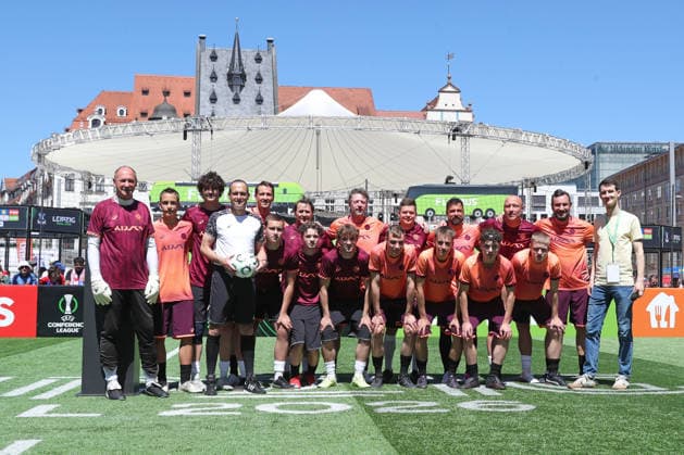 UEFA Conference League Finale: Legends Match beim Fan-Festival Leipzig, 27.05.26 Legends Match beim Fan-Festival auf dem Marktplatz Leipzig, anlässlich des UEFA Conference League Finals, 27.05.26. Copyright: xBEAUTIFULxSPORTS JanxKaeferx