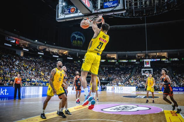 Basketball Berlin 27.05.2026 Saison 2025 2026 EasyCredit BBL 1. Bundesliga Männer, Herren Playoffs Viertelfinale Spiel 5 Alba Berlin - RASTA Vechta Michael Rataj (Alba Berlin, No.21)
